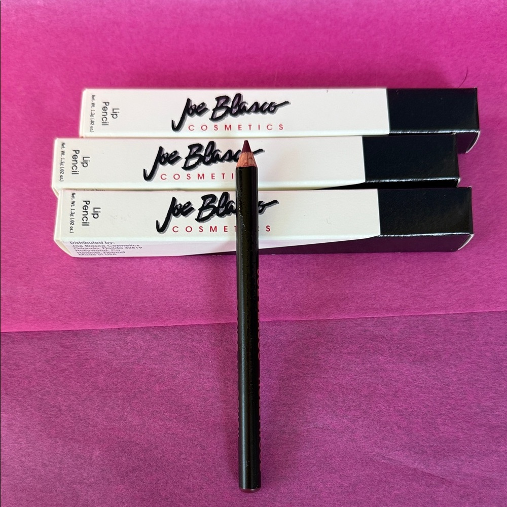 Cosmetics Deep Brown Lip Liner